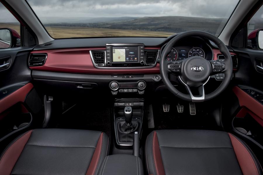 Торпедо Kia Rio First Edition 2017 года  (UK) (фото 63 из 70)